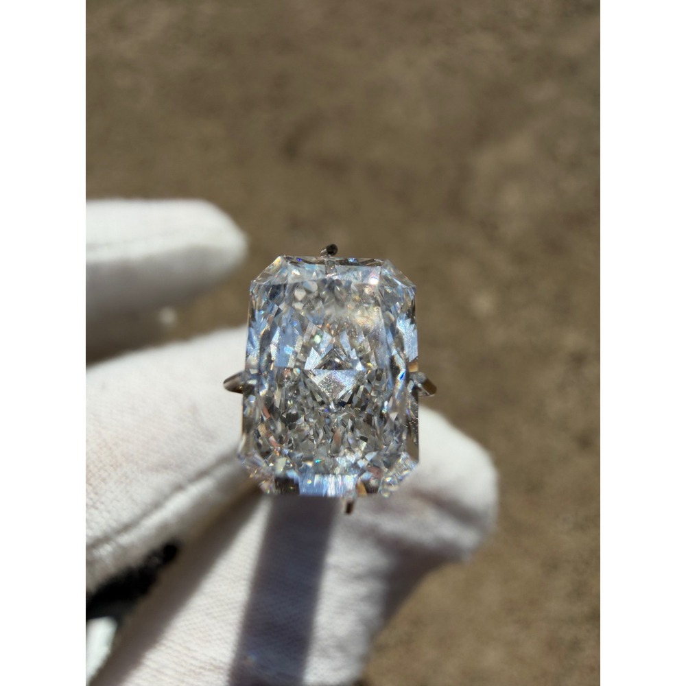 IGI 2.77ct Radiant Lab Grown Diamond Loose